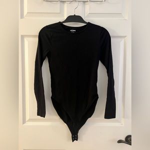 Old navy Long sleeve jersey bodysuit